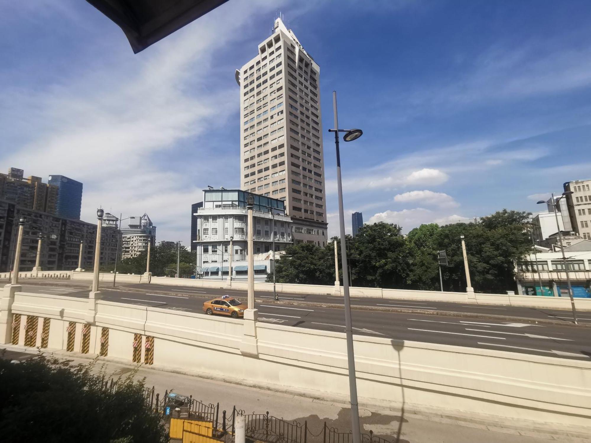 上海子鱼居外滩店 酒店 3*